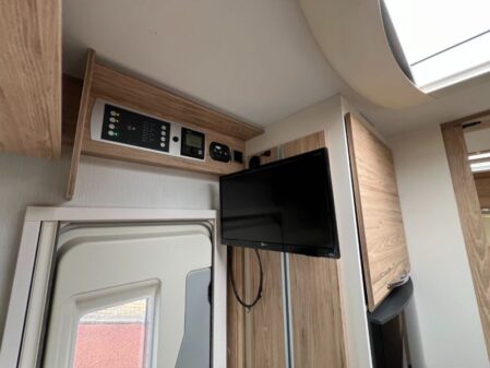 2018 Pilote Essential p716