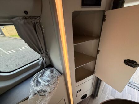 2023 Ford Transit Custom Nugget Plus