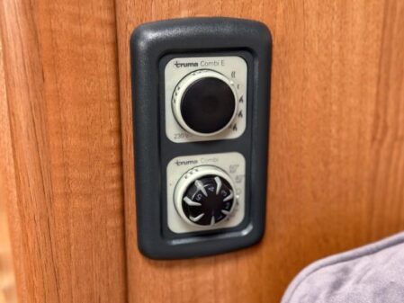 2011 Auto-Sleepers Broadway EL