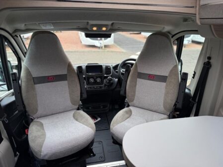 2025 Elddis Autoquest CV40 60th Anniversary Edition
Manual