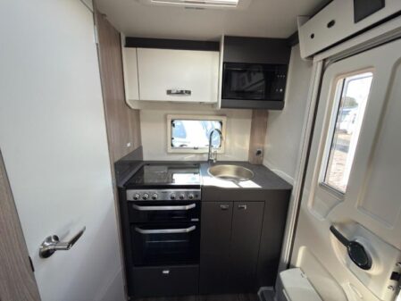 2026 Swift Challenger 390