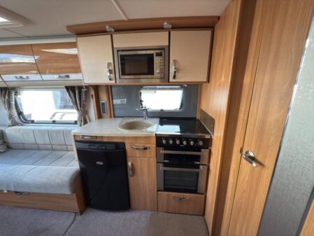 2014 Swift Conqueror 480
Incl Mover