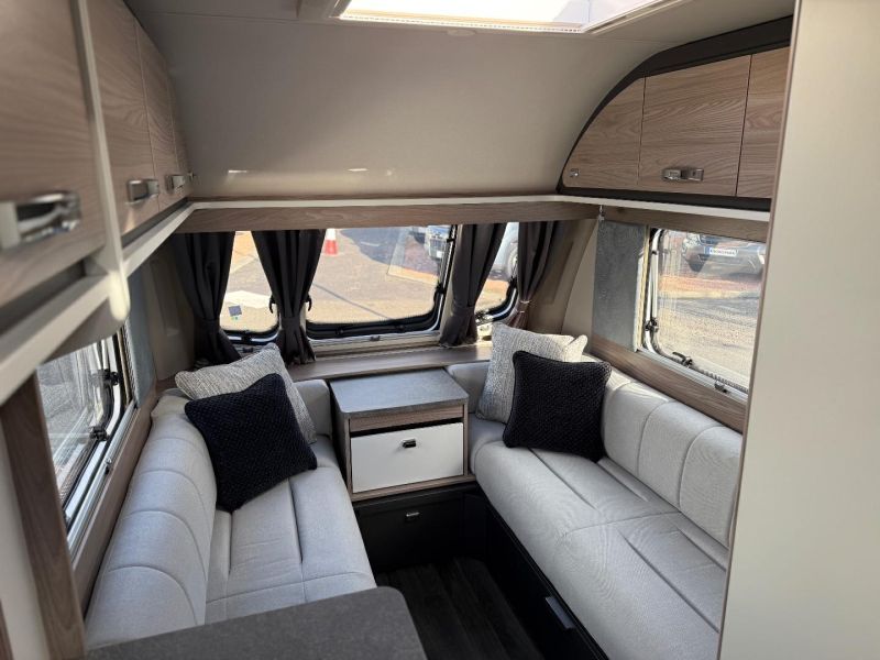 2026 Swift Challenger 390