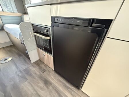 2025 Swift Ascari 344 Auto