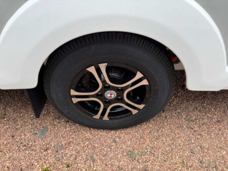 2025 Coachman Acadia 460