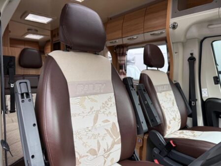 2016 Bailey Approach Autograph 745