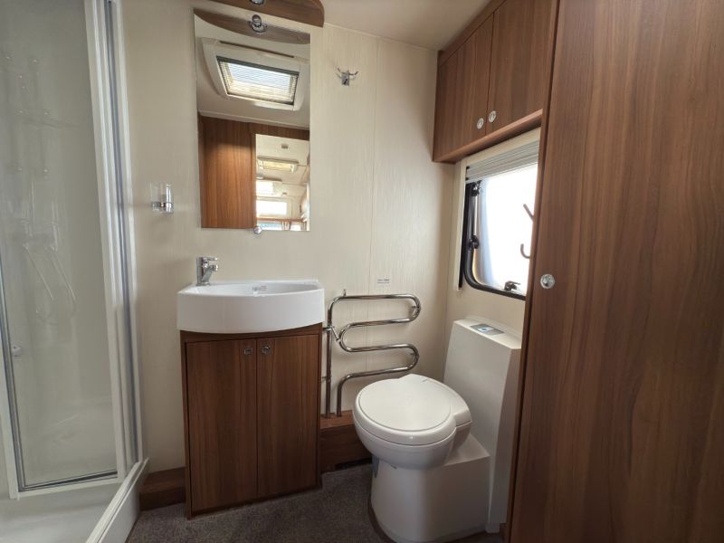 2016 Elddis Affinity 530