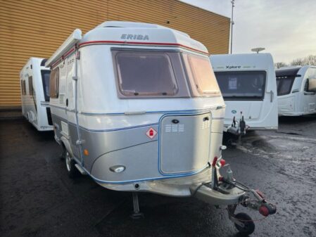 2004 Eriba Familia 320