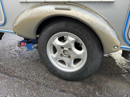 2004 Eriba Familia 320