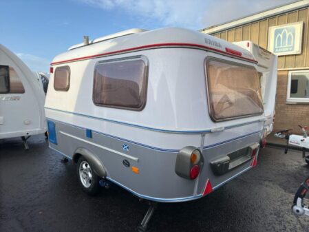 2004 Eriba Familia 320