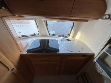 2004 Eriba Familia 320