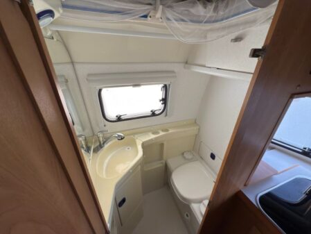 2004 Eriba Familia 320