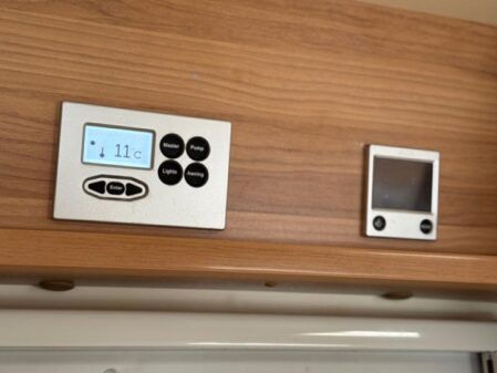 2016 Bailey Approach Autograph 745