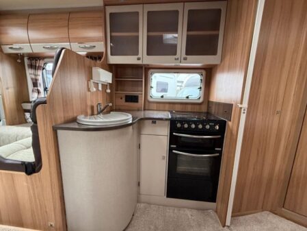 2016 Bailey Approach Autograph 745