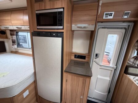 2016 Bailey Approach Autograph 745