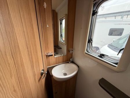 2016 Bailey Approach Autograph 745