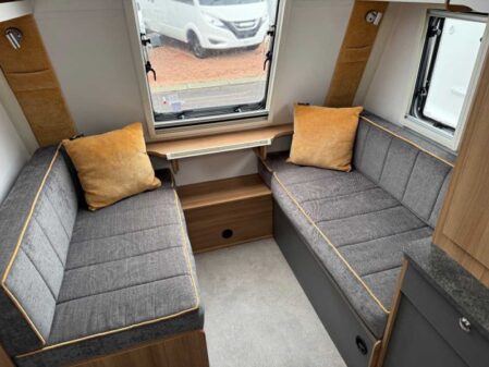 2020 Bailey Discovery D4-3