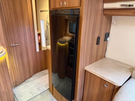 2015 Elddis MAJESTIC 275