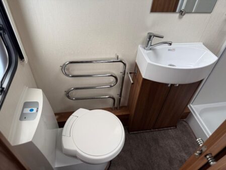 2015 Elddis Affinity 554