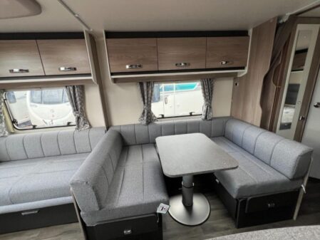 2025 Swift Sprite Quattro FB Grande