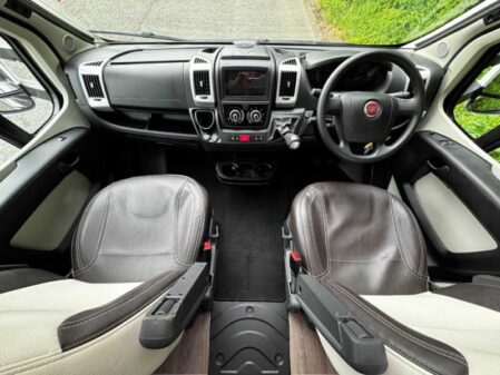 2018 Chausson Welcome Travel 711
150 Auto