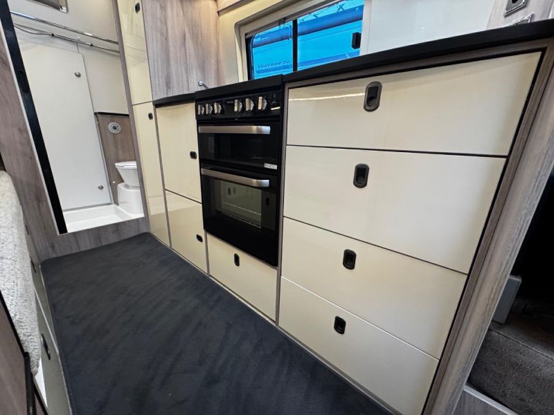 2022 Wildax SOLARIS XL