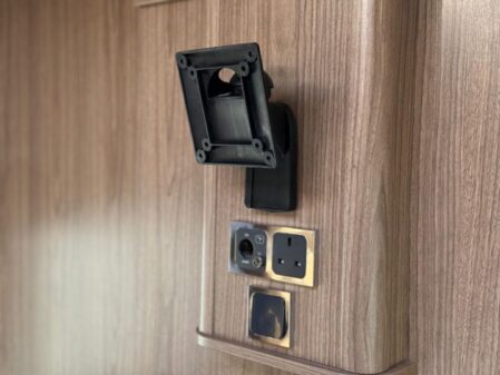 2015 Coachman VIP 545
Incl Mover