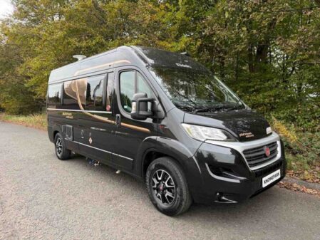 2019 Elddis Platinum CV40