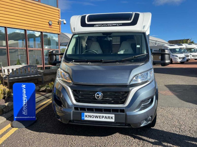 2024 Swift Escape 694