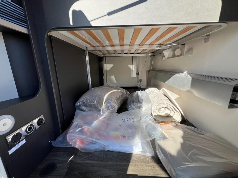 2024 Swift Escape 694