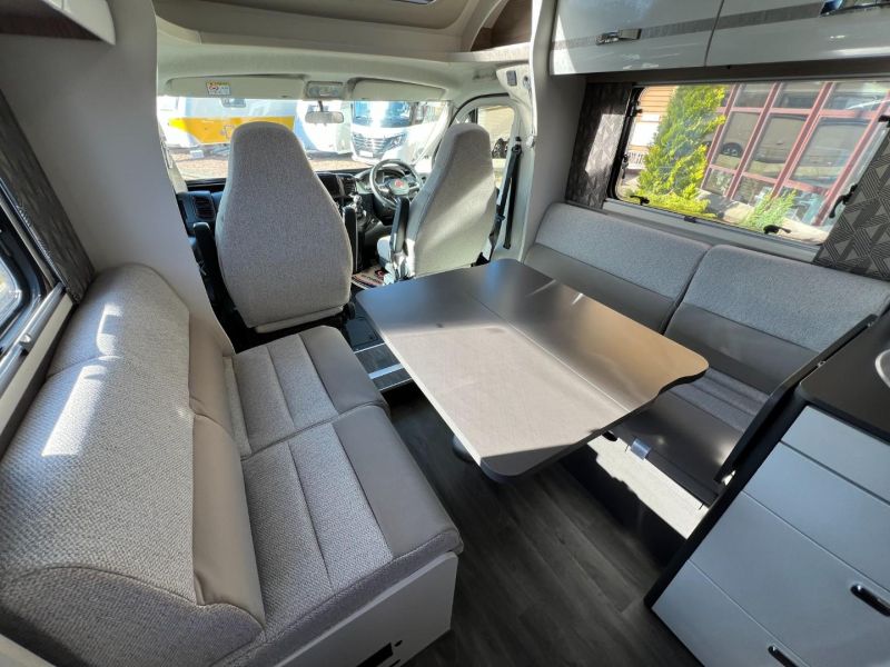 2024 Swift Escape 694