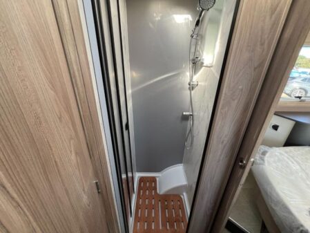 2024 Swift Escape 694