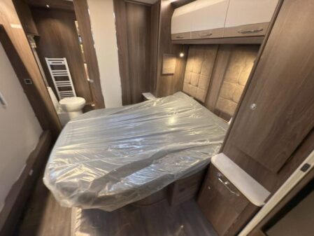 2025 Coachman Laser 875 Xtra
