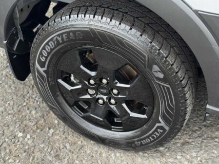 2025 Swift Trekker X Auto