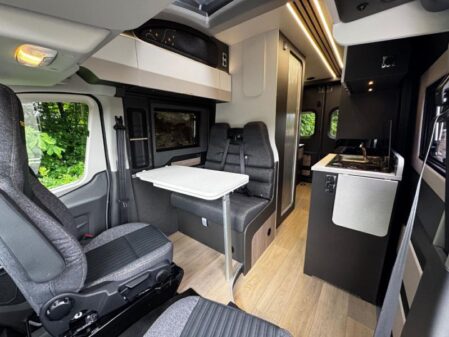 2025 Swift Trekker X Auto