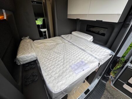 2025 Swift Trekker X Auto