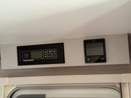 2026 Coachman VIP 520