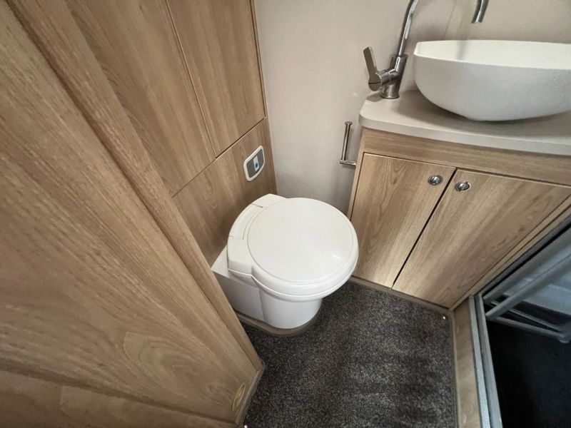 2020 Elddis Signature 185