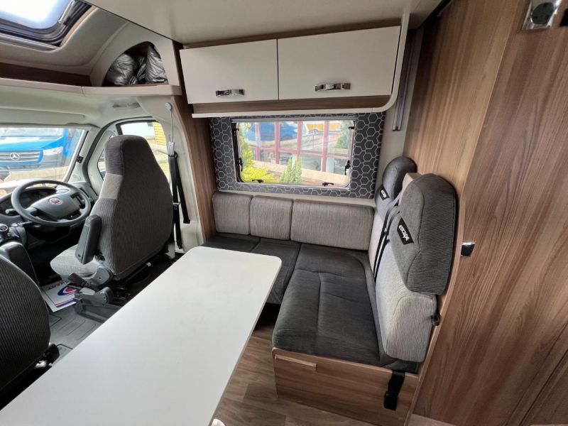 2018 Swift Escape 695