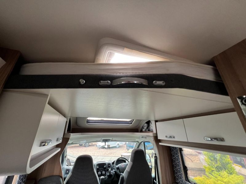 2018 Swift Escape 695