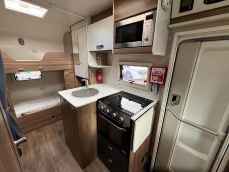 2018 Swift Escape 695