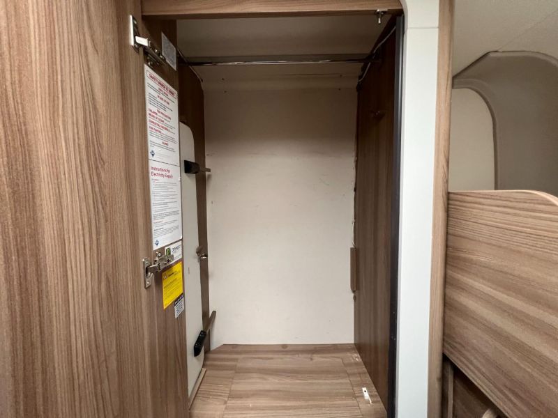 2018 Swift Escape 695