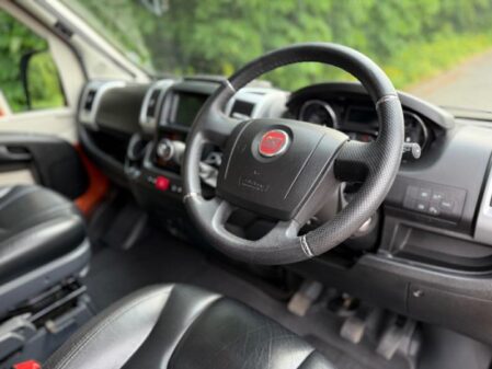 2018 Adria Twin 600 SP
Manual 150HP