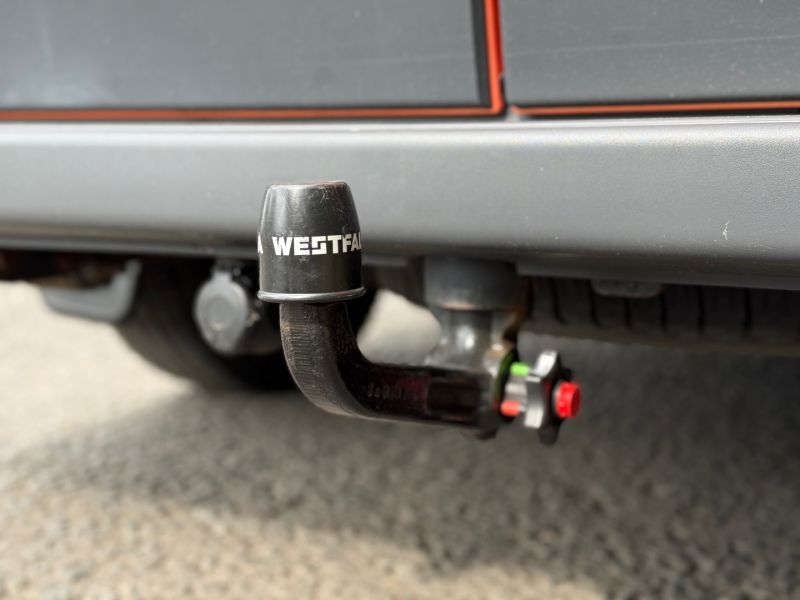 2018 Adria Twin 600 SP
Manual 150HP