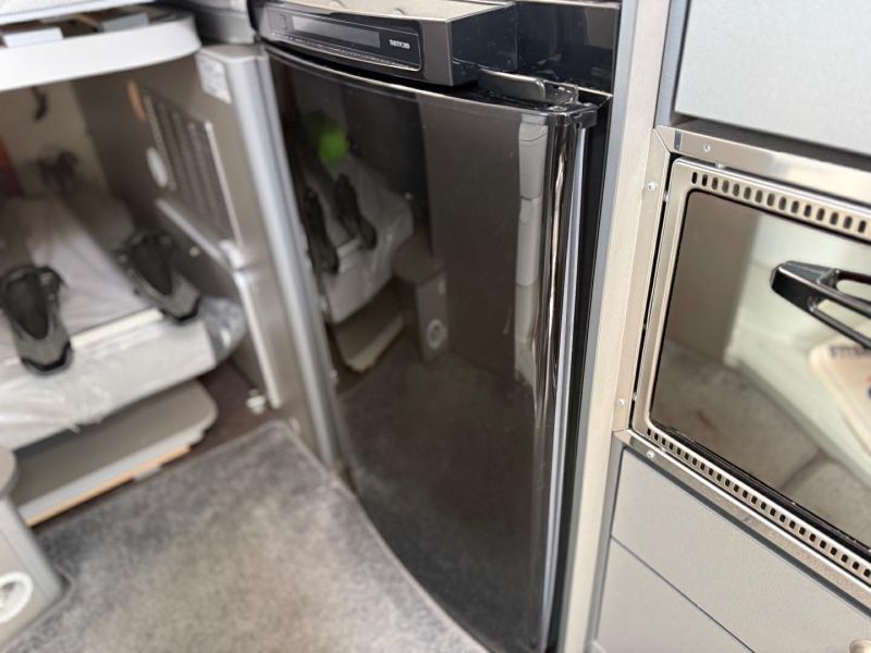 2018 Adria Twin 600 SP
Manual 150HP