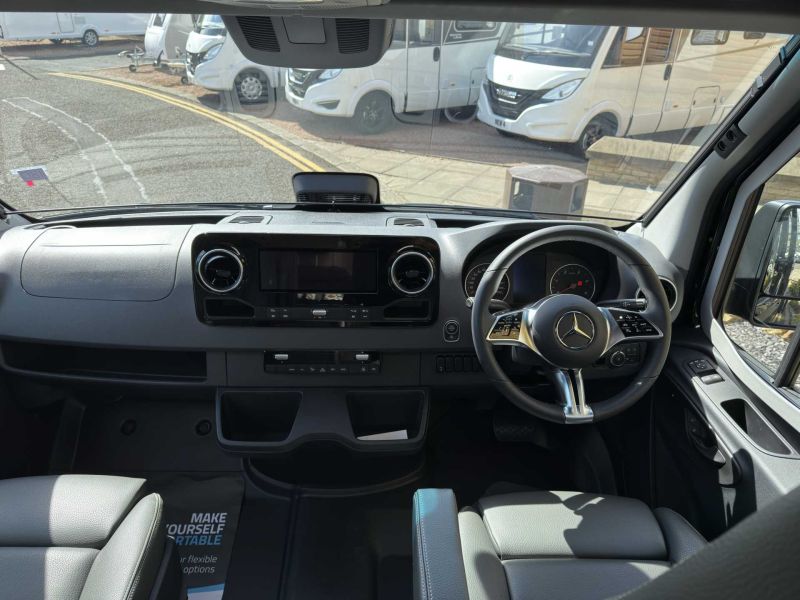 2025 Hymer Grand Canyon S 700