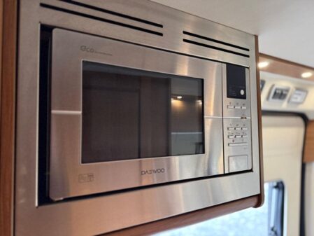 2017 Auto-Trail V-line SE 636