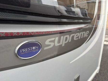 2018 Elddis SUPREME 462