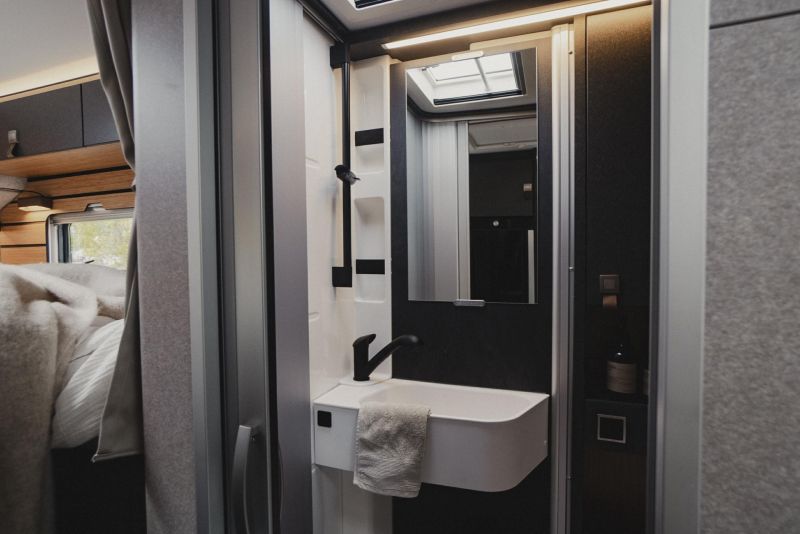 2026 Hymer ML-T 570 Crossover