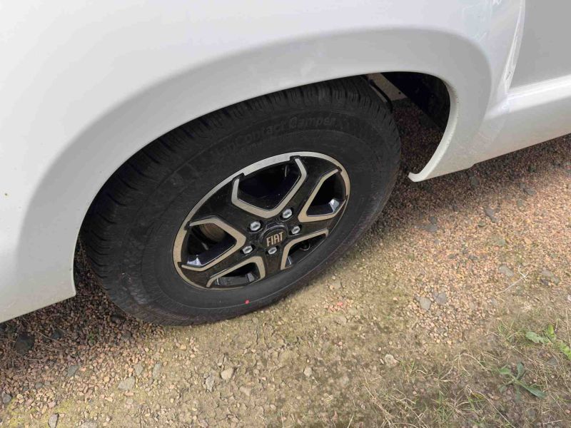 2025 Swift Escape 694
Incl Awning